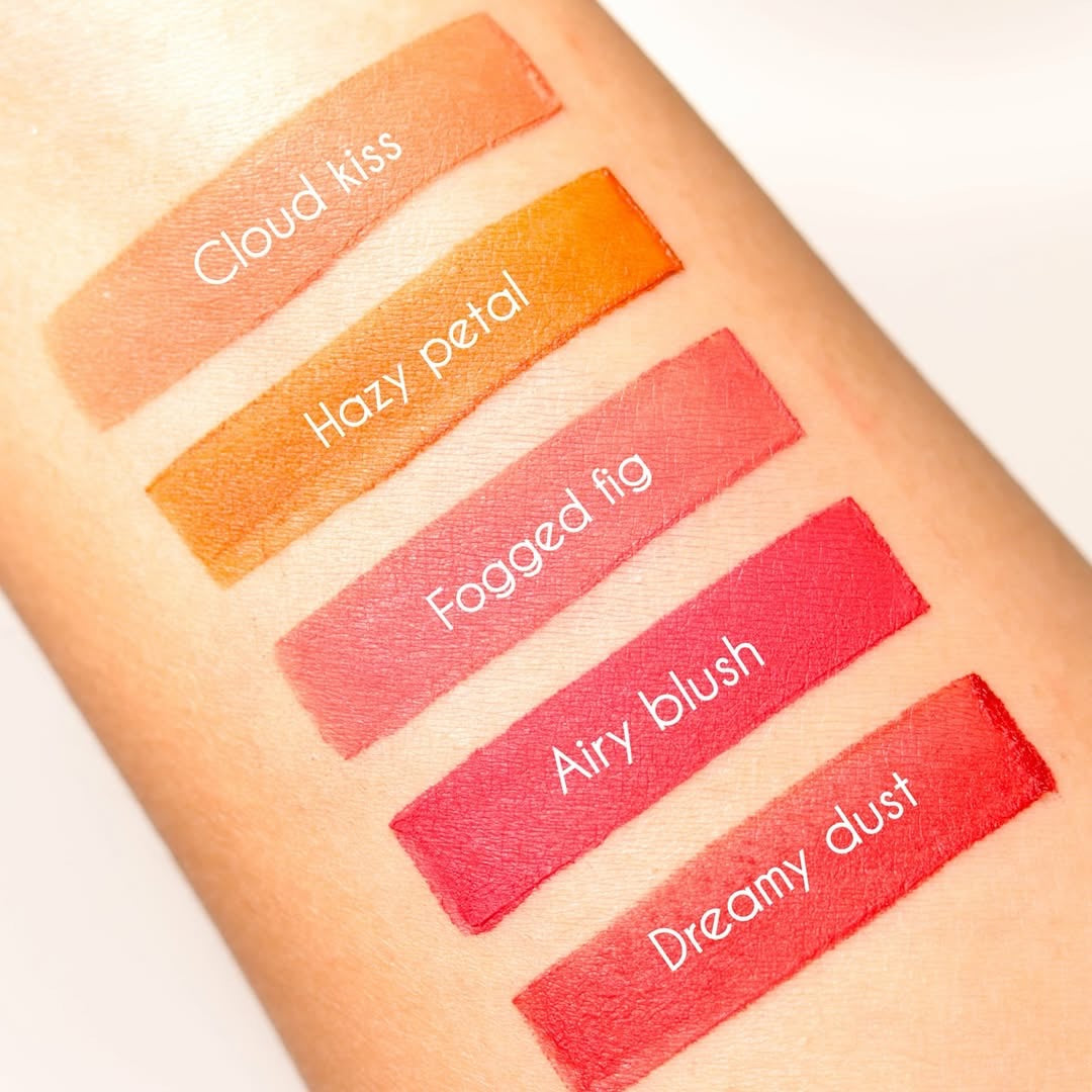 Cloudy Lip & Cheek Blur Cloud Kiss